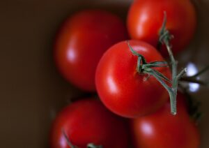 PESTE 5.000 DE CERERI PENTRU SPRIJINUL PENTRU TOMATE. AFLĂ CARE SUNT JUDEȚELE FRUNTAȘE! Stiri agricole