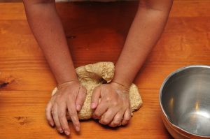 PRIMA EDIȚIE A CONCURSULUI DE PÂINE TRADIȚIONALĂ, LA ALEXANDRIA Alimentatie-retete