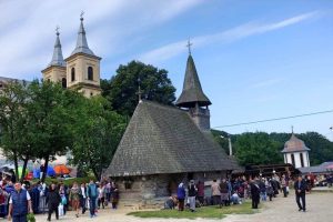 Nicula 2016: Peste 50.000 de credincioşi au participat la Liturghia Adormirii Maicii Domnului Agricultura