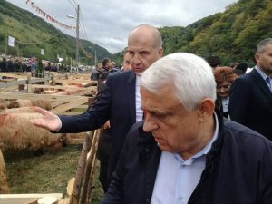 UE VA ALOCA 6 MILIOANE EURO PENTRU A ÎNCURAJA CONSUMUL DE CARNE DE OAIE ȘI CAPRĂ Stiri agricole