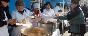 SARBATOAREA NATIONALA LA TARA, CU CANTEC, JOC, VOIE-BUNA SI FASOLE CU CIOLAN Agricultura