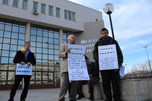 GREVA FOAMEI IN FATA TRIBUNALULUI OLT, PENTRU SATUL PIERDUT IN INSTANTA Comunicate