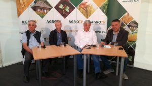 PAMANTUL VANDUT STRAINILOR DEVINE APROAPE IMPOSIBIL DE RASCUMPARAT Afaceri
