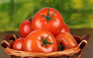 REZULTATELE DETERMINARII REZIDUURILOR DE PESTICIDE, EFECTUATE IN PIETE, LA TOMATELE ROMANESTI Cercetare