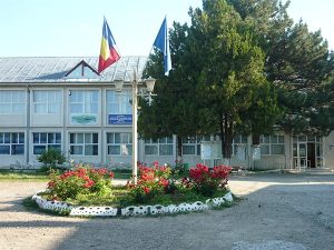 S-AU AFISAT REPARTIZARILE LA LICEE. LA INDUSTRIE ALIMENTARA IN ZORLENI CLASA ARE 6 ELEVI Stiri agricole