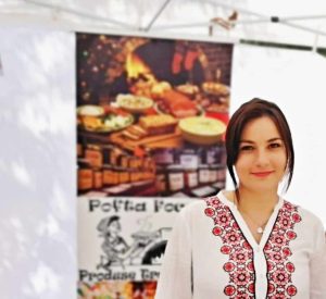 Romanii de pretutindeni s-au adunat la Iasi pentru sarbatoarea traditiei alimentare romanesti! Ai fost si tu printre ei? Comunicate