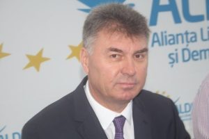Surpriza la MADR! Un nume neasteptat completeaza echipa lui Oros Viata la tara