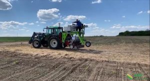 Explicațiile specialiștilor - Testare de hibrizi la Ferma Ezăreni Stiri agricole