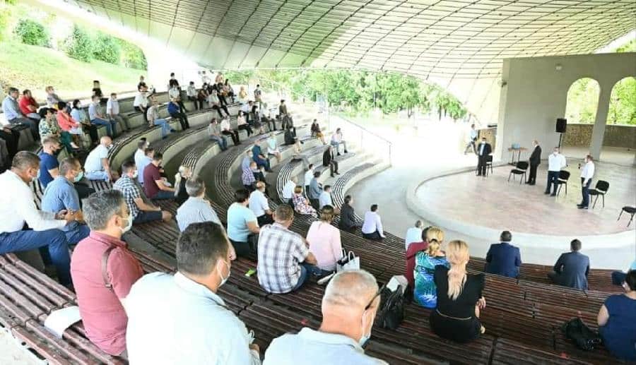 OROS in jud. Salaj. Sprijinul pentru cresterea bivolilor, una dintre nevoile fermierilor 6 OROS in jud. Salaj. Sprijinul pentru cresterea bivolilor, una dintre nevoile fermierilor Vizita in jud. Salaj