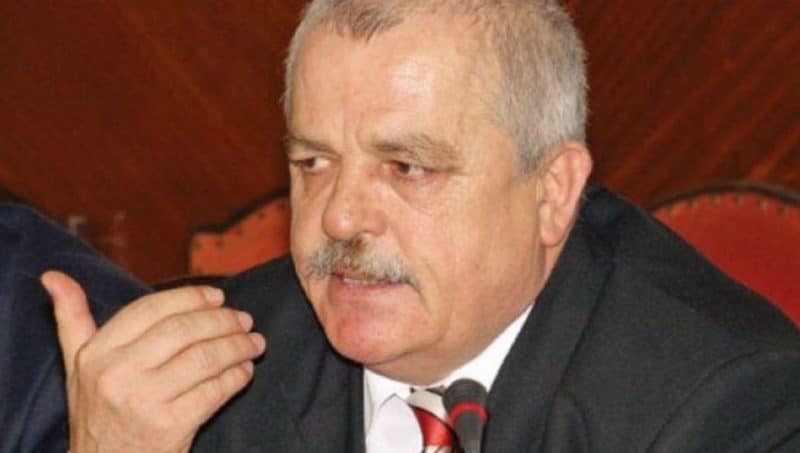 Decebal Traian Remeș