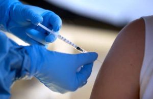 vaccinarea anti COVID-19