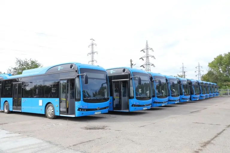 autobuze electrice BYD