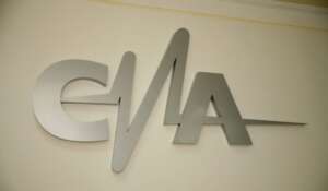 Grupul CLEVER cere CNA să retragă licența audiovizuală și să suspende emisia postului Realitatea Plus De actualitate Realitatea Plus, licența, cna