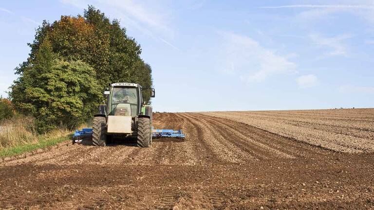 Rabla pentru tractoare, piața utilajelor