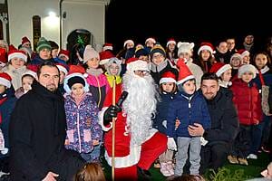 Tradițiile de Crăciun încă sunt păstrate. Colindători mai mulți ca niciodată Actualitate Tradițiile de Crăciun