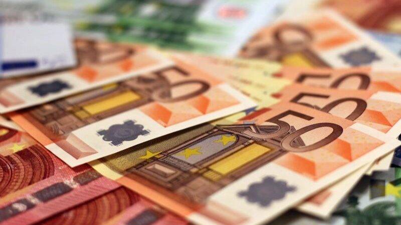 fermele mici oleaginoase subvenții animale APIA AFIR euro fonduri europene submăsurile 16.4 și 16.4a